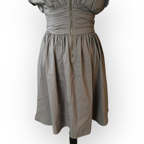 Bar III Women's Gray V-Neck Cinched Waist Zip Front A-Line Dress Size Small - Picture 9 of 13
